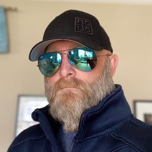 Meet your Posher, Per